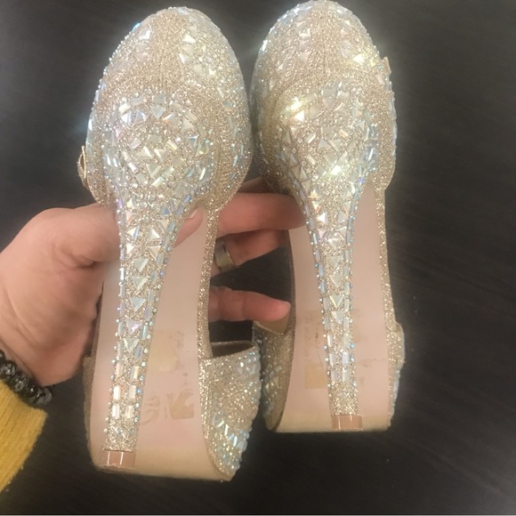 Valerie-1 Women’s Platform Stillettos - Picture 5 of 16